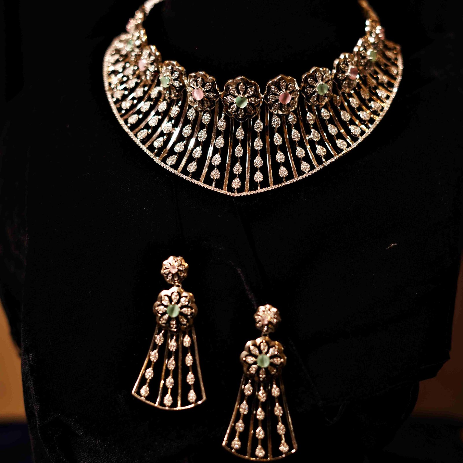 Sterling Silver modern pastel stone Choker set with earring & ring - Image 2