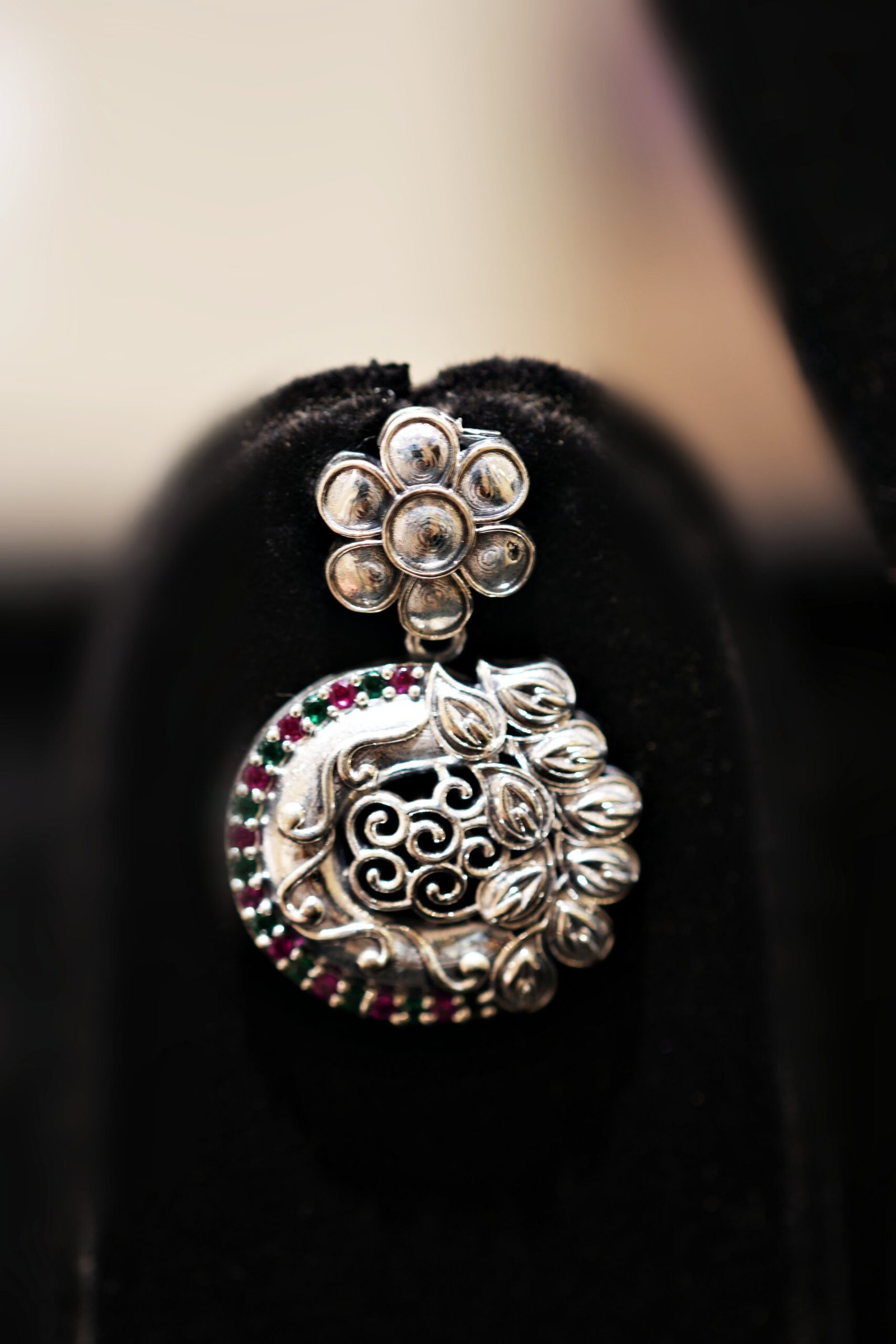 Silver Modern AD Pendant - Image 3